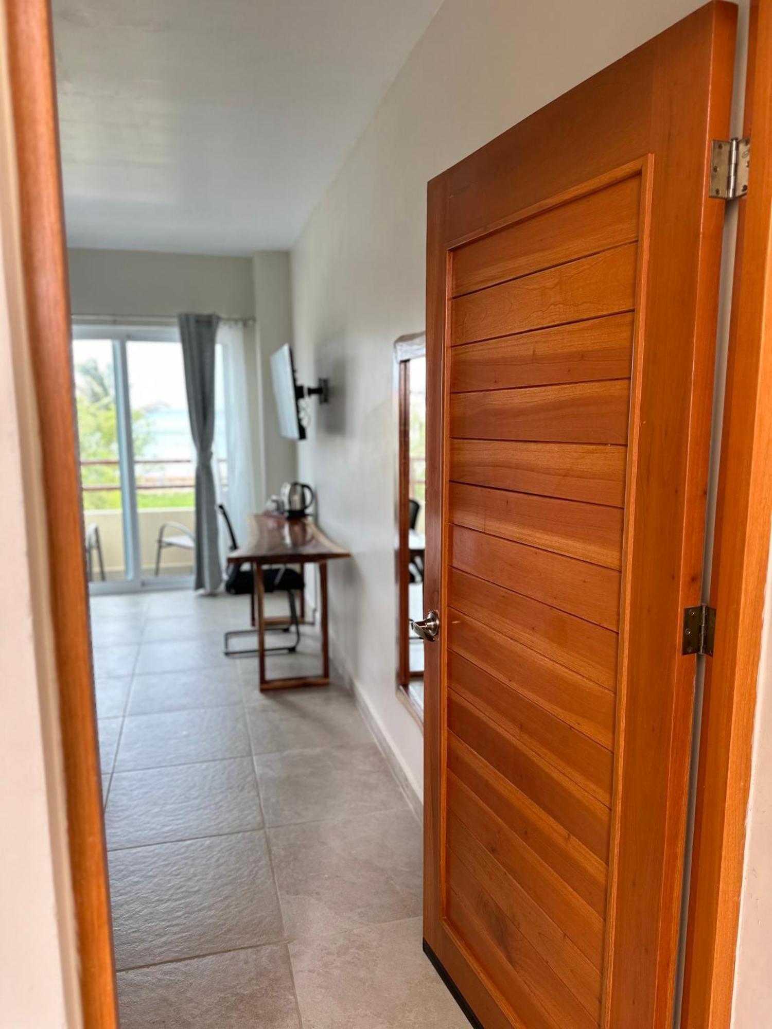 Oneiro Suites With Sea View Mahahual Exterior foto