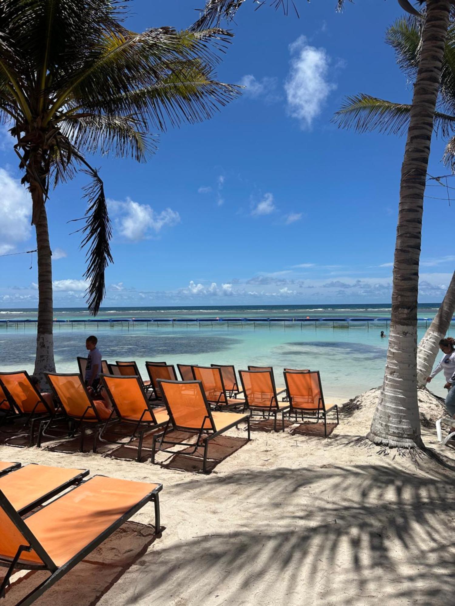 Oneiro Suites With Sea View Mahahual Exterior foto
