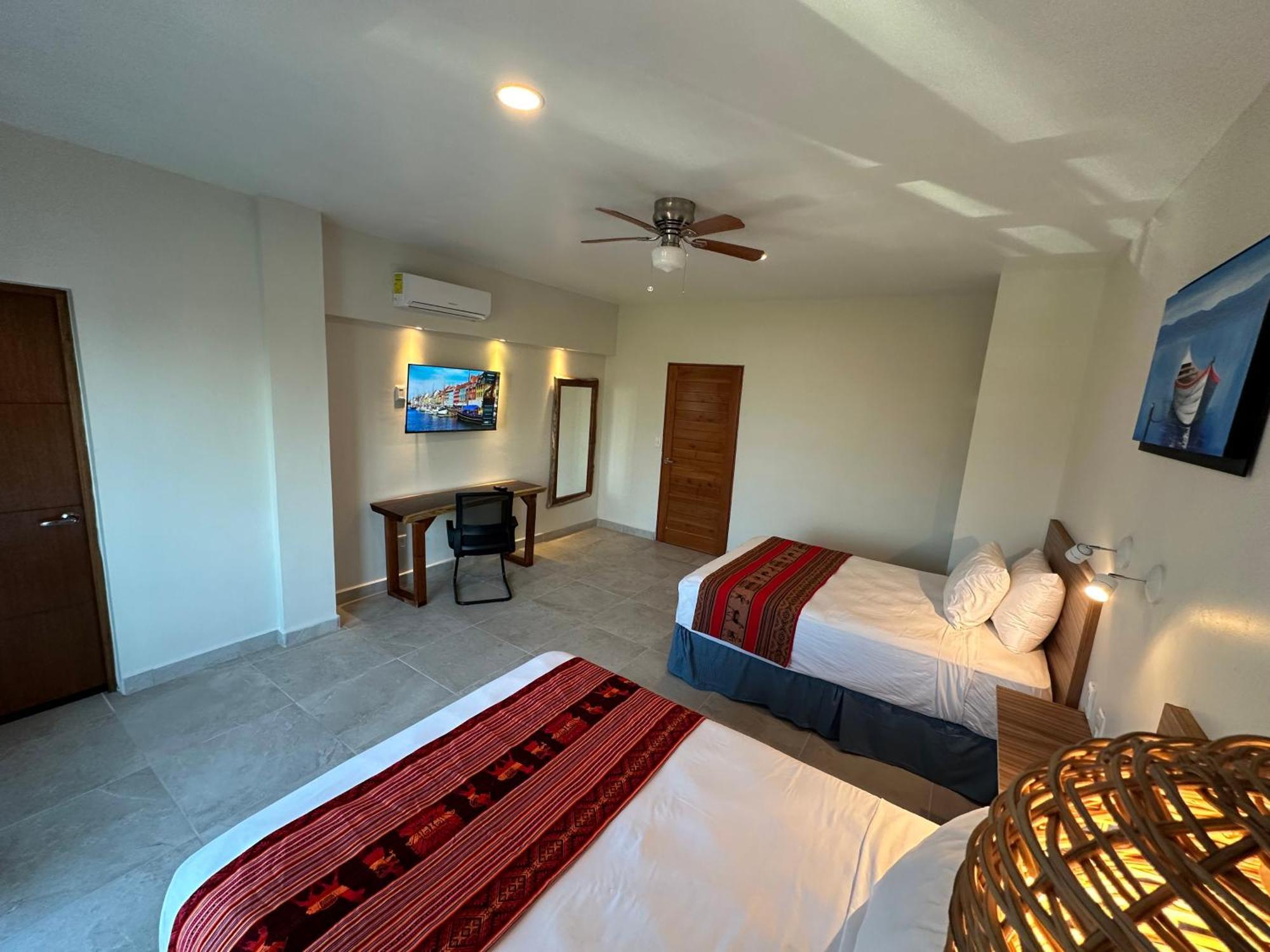 Oneiro Suites With Sea View Mahahual Exterior foto