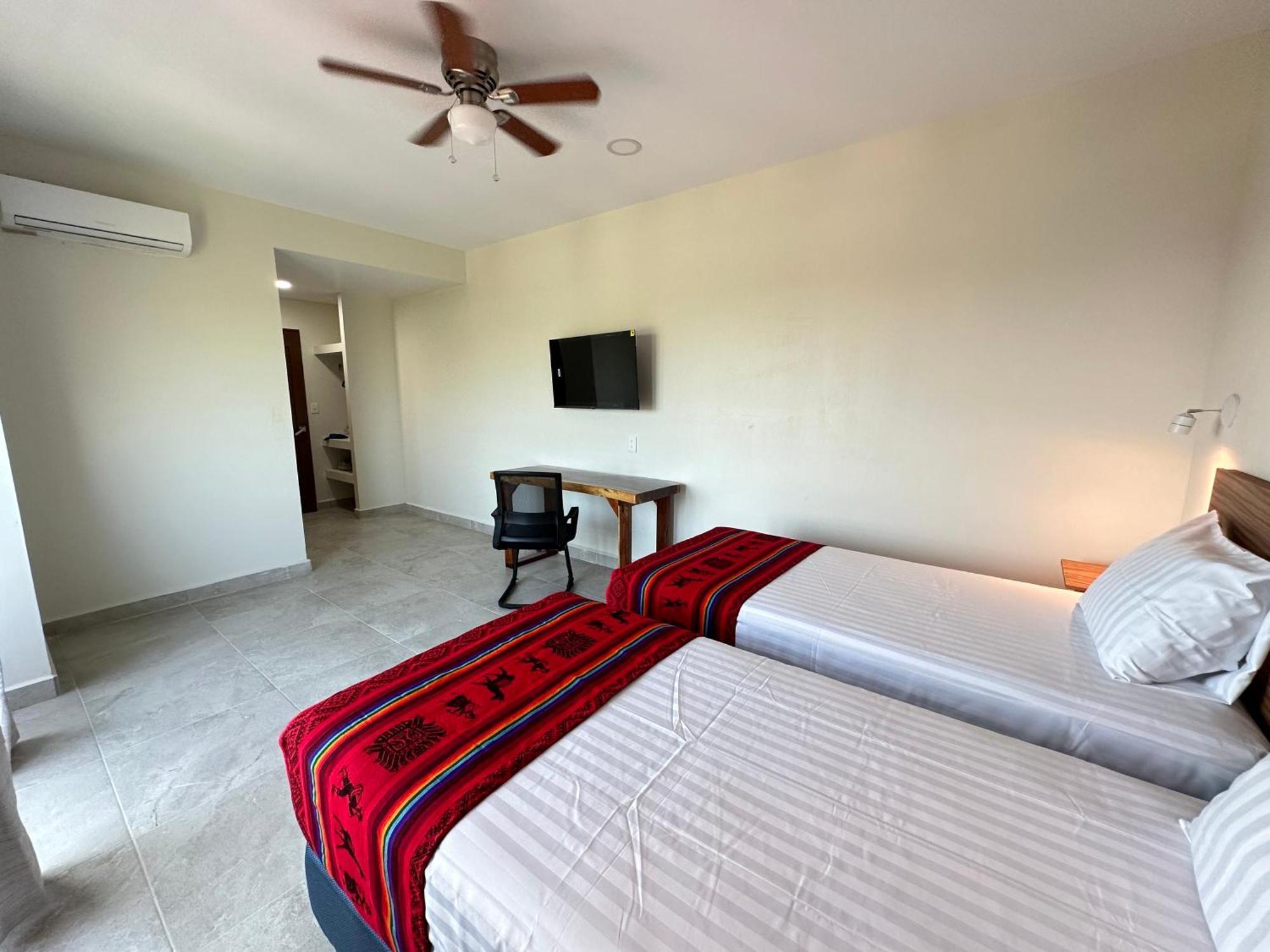 Oneiro Suites With Sea View Mahahual Exterior foto